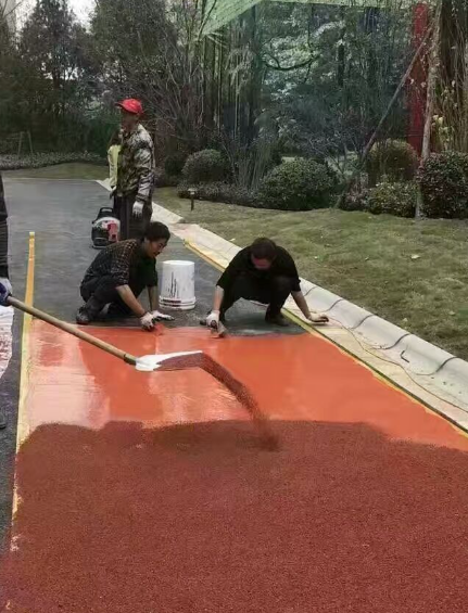 伊犁彩色路面改色是提升路面美观性