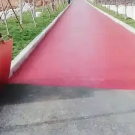 伊犁​ 彩色路面喷涂翻新是一种低成本
